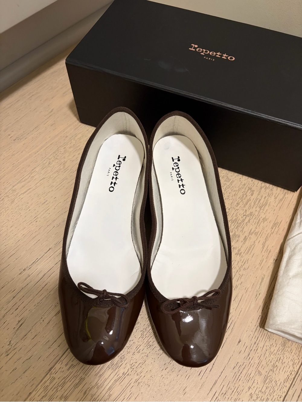 Repetto Women's Brown Patent Leather Ballet Flats - Picture 2 of 6